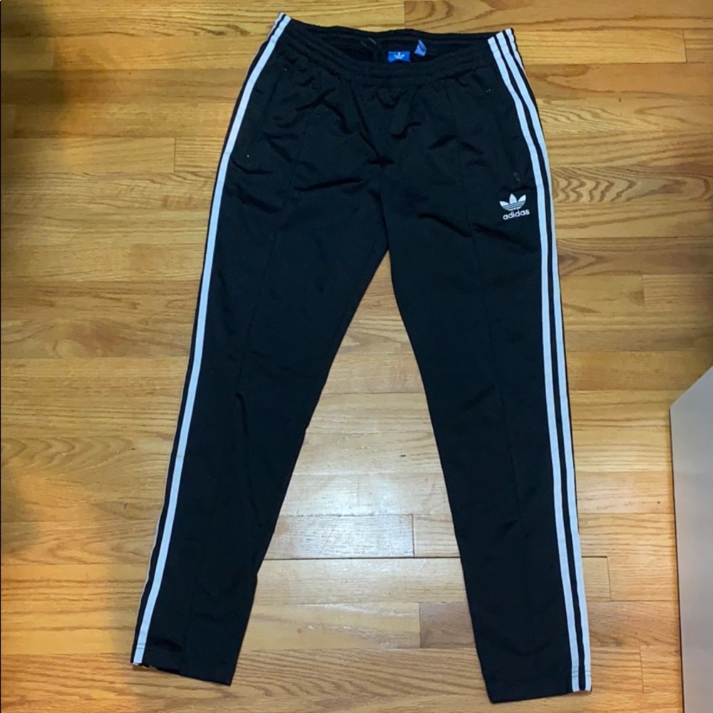 Adidas track pants 🏃🏻‍♂️